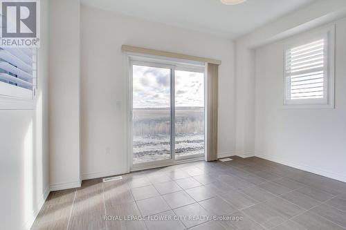 53 Brethet Heights, New Tecumseth, ON - Indoor Photo Showing Other Room