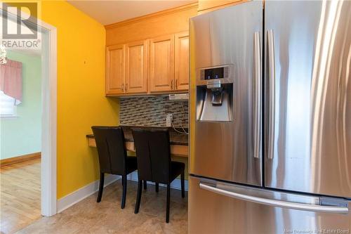 347 Beaconsfield Crescent, Saint John, NB - Indoor Photo Showing Kitchen