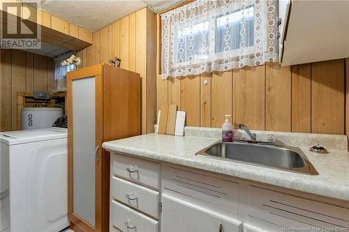 347 Beaconsfield Crescent, Saint John, NB - Indoor Photo Showing Laundry Room