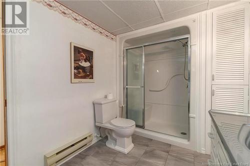 347 Beaconsfield Crescent, Saint John, NB - Indoor Photo Showing Bathroom