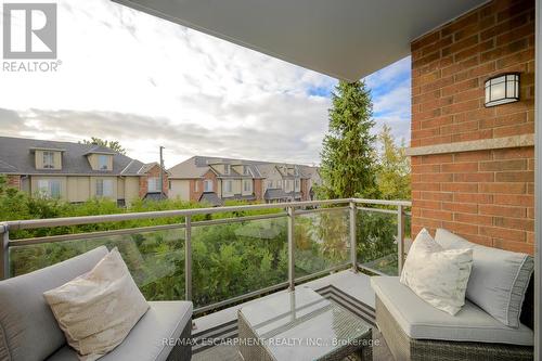 209 - 5070 Fairview Street, Burlington, ON - Outdoor With Balcony With Exterior