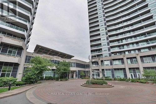 1310 - 33 Elm Drive, Mississauga, ON - Outdoor With Balcony With Facade