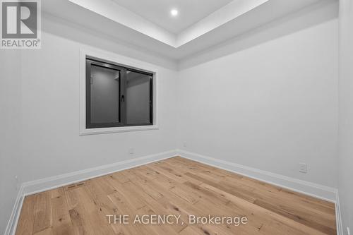 318 Woodale Avenue, Oakville, ON - Indoor Photo Showing Other Room