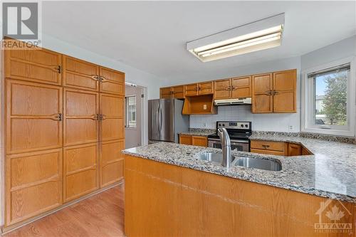 62 Saddlehorn Crescent, Ottawa, ON - Indoor Photo Showing Kitchen With Double Sink