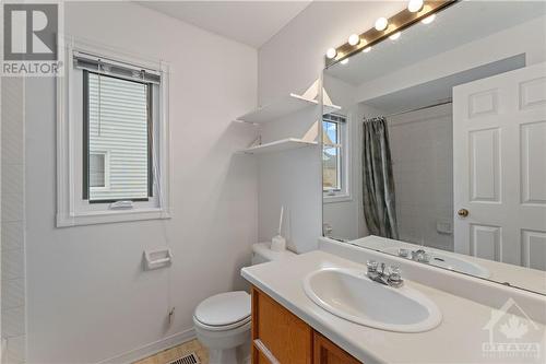 62 Saddlehorn Crescent, Ottawa, ON - Indoor Photo Showing Bathroom