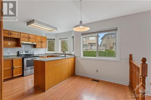 62 Saddlehorn Crescent, Ottawa, ON - Indoor Photo Showing Kitchen With Double Sink