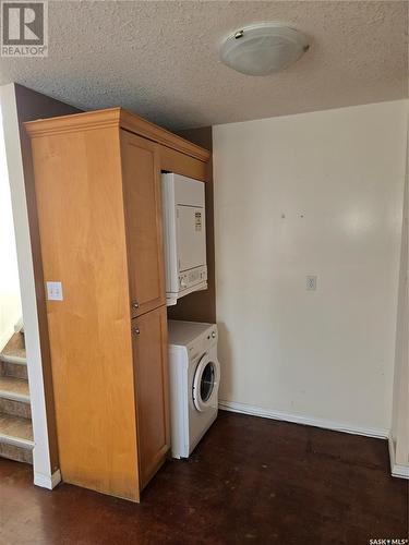 924 Montague Street, Regina, SK - Indoor Photo Showing Laundry Room