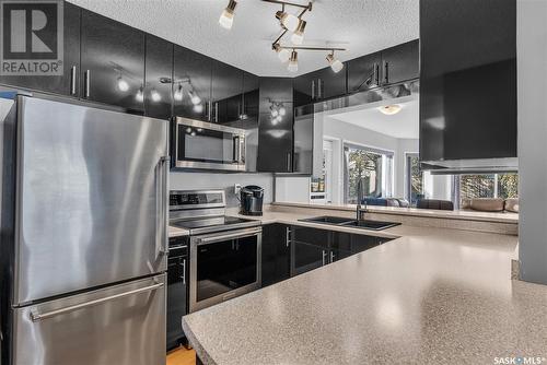 1626 Mckercher Drive, Saskatoon, SK - Indoor Photo Showing Kitchen With Double Sink With Upgraded Kitchen