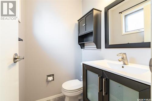 1626 Mckercher Drive, Saskatoon, SK - Indoor Photo Showing Bathroom