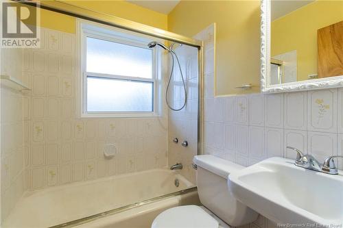 26 Katherine Avenue, Moncton, NB - Indoor Photo Showing Bathroom