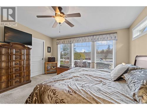 350 & 370 10 Street Se Lot# Lots 3 & 4, Salmon Arm, BC - Indoor Photo Showing Bedroom