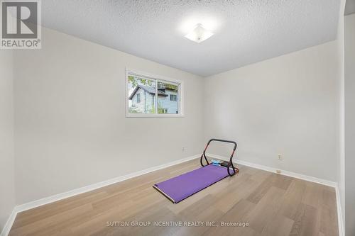 133 Gunn Street, Barrie, ON - Indoor Photo Showing Other Room