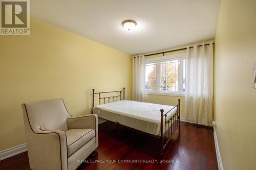 15 Brigham Court, Toronto, ON - Indoor Photo Showing Bedroom