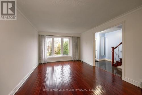 15 Brigham Court, Toronto, ON - Indoor Photo Showing Other Room