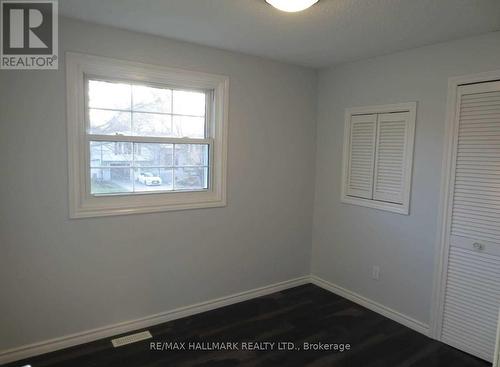 Upper - 18 Chippawa Court, Barrie, ON - Indoor Photo Showing Other Room