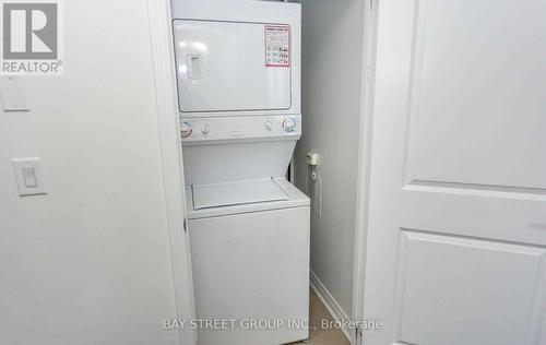 901 - 385 Prince Of Wales Drive, Mississauga, ON - Indoor Photo Showing Laundry Room