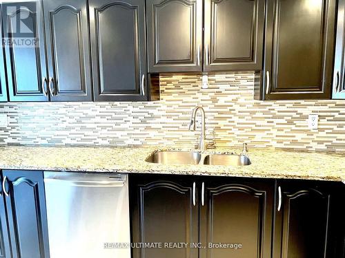 1606 - 350 Webb Drive, Mississauga, ON - Indoor Photo Showing Kitchen With Double Sink With Upgraded Kitchen