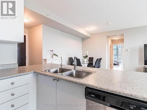 1109 - 65 Yorkland Boulevard, Brampton, ON - Indoor Photo Showing Kitchen With Double Sink