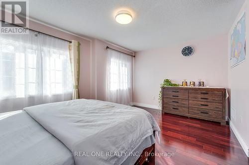 127 Preston Meadow Avenue, Mississauga, ON - Indoor Photo Showing Bedroom