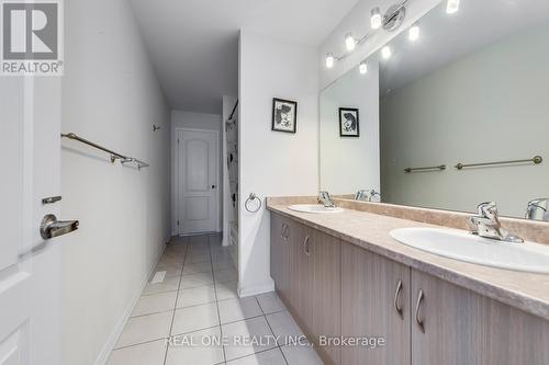 127 Preston Meadow Avenue, Mississauga, ON - Indoor Photo Showing Bathroom