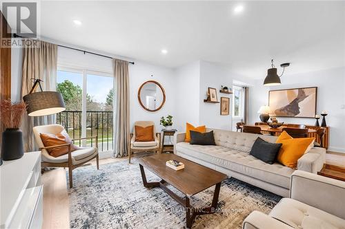 52 - 2530 Northampton Boulevard, Burlington, ON - Indoor Photo Showing Living Room