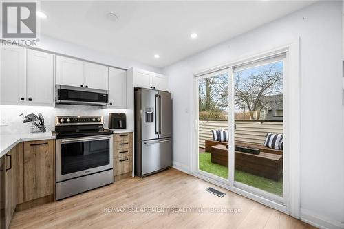 52 - 2530 Northampton Boulevard, Burlington, ON - Indoor Photo Showing Kitchen