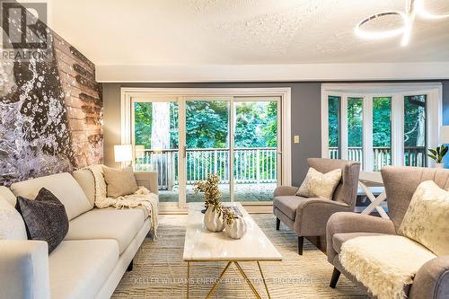 53 Jackman Road, Clarington (Bowmanville), ON - Indoor Photo Showing Living Room