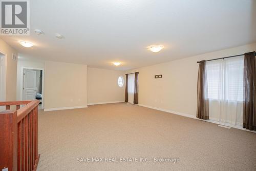 27 Elmbank Trail, Kitchener, ON - Indoor Photo Showing Other Room