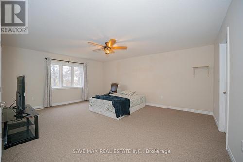 27 Elmbank Trail, Kitchener, ON - Indoor