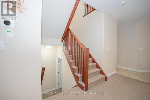 27 Elmbank Trail, Kitchener, ON - Indoor Photo Showing Other Room