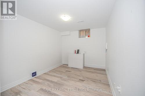 27 Elmbank Trail, Kitchener, ON - Indoor Photo Showing Other Room