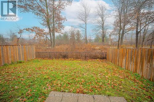 27 Elmbank Trail, Kitchener, ON - Outdoor