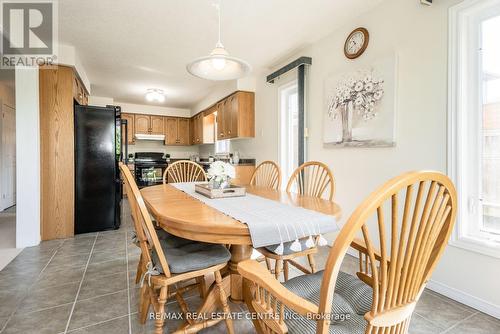 140 Severn Drive N, Guelph, ON - Indoor Photo Showing Dining Room