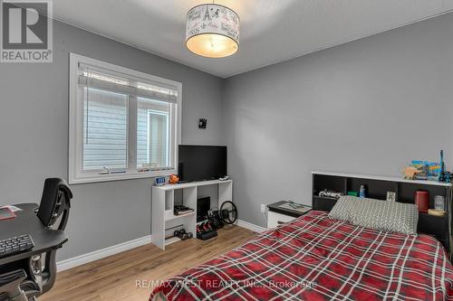 1059 Greenwood Park, Kingston, ON - Indoor Photo Showing Bedroom