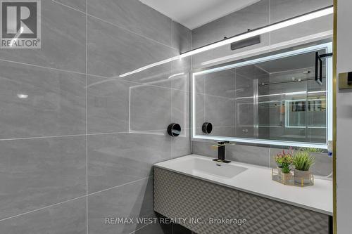 1059 Greenwood Park, Kingston, ON - Indoor Photo Showing Bathroom