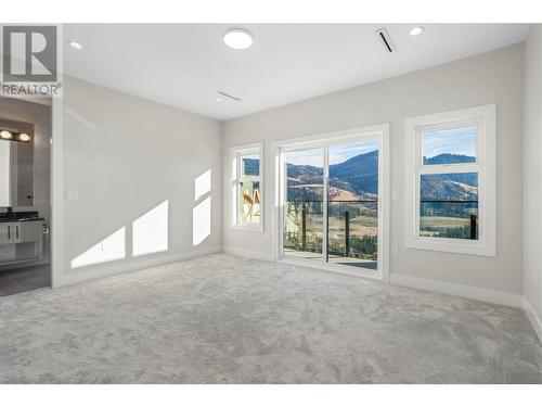 Master Bedroom #1, Walk in Closet & Ensuite in every Bedroom - 647 Carnoustie Drive, Kelowna, BC - Indoor