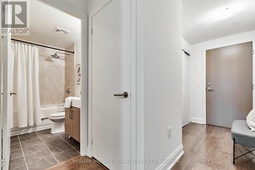 Lph17 - 160 Vanderhoof Avenue, Toronto, ON - Indoor Photo Showing Bathroom