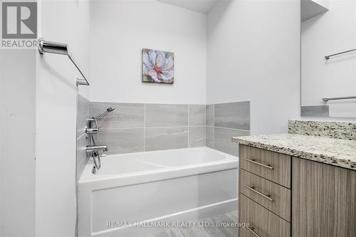 13 Tea Rose Road, Brampton, ON - Indoor Photo Showing Bathroom