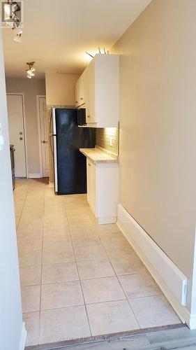 6 - 362 Elgin Court, Oshawa, ON - Indoor Photo Showing Kitchen