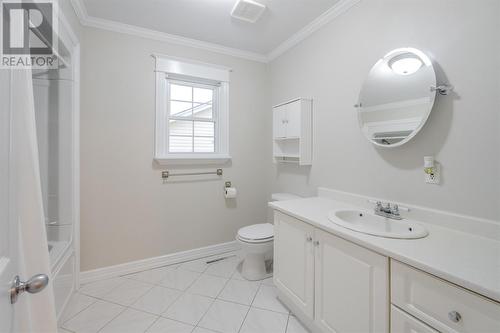 5 Amherst Place, St. John'S, NL - Indoor Photo Showing Bathroom