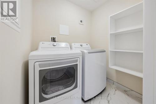 115 - 460 William Graham Drive, Aurora, ON - Indoor Photo Showing Laundry Room