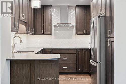 115 - 460 William Graham Drive, Aurora, ON - Indoor Photo Showing Kitchen With Upgraded Kitchen