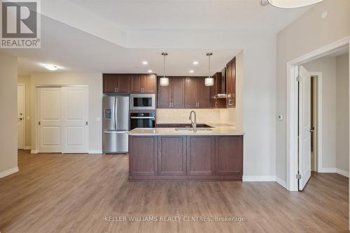 116 - 460 William Graham Drive, Aurora, ON - Indoor Photo Showing Kitchen With Stainless Steel Kitchen