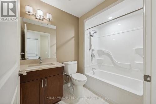 116 - 460 William Graham Drive, Aurora, ON - Indoor Photo Showing Bathroom