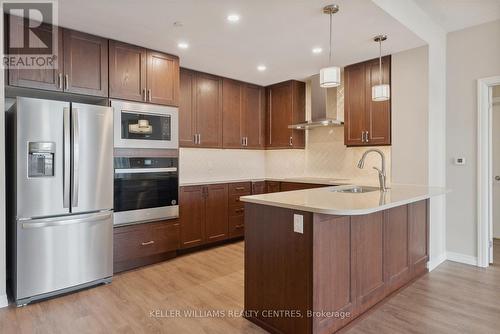 116 - 460 William Graham Drive, Aurora, ON - Indoor Photo Showing Kitchen With Stainless Steel Kitchen