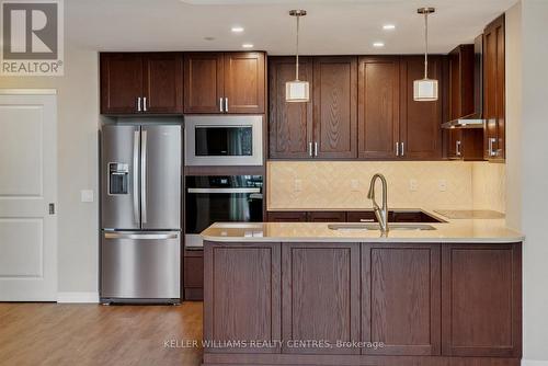 116 - 460 William Graham Drive, Aurora, ON - Indoor Photo Showing Kitchen With Stainless Steel Kitchen