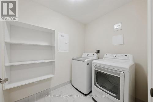 303 - 460 William Graham Drive, Aurora, ON - Indoor Photo Showing Laundry Room