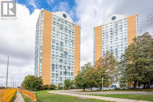 1002 - 25 Trailwood Drive, Mississauga, ON - Outdoor With Facade