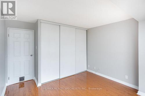 1002 - 25 Trailwood Drive, Mississauga, ON - Indoor Photo Showing Other Room