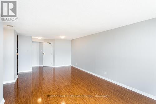 1002 - 25 Trailwood Drive, Mississauga, ON - Indoor Photo Showing Other Room